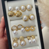 Simple pearl earrings
