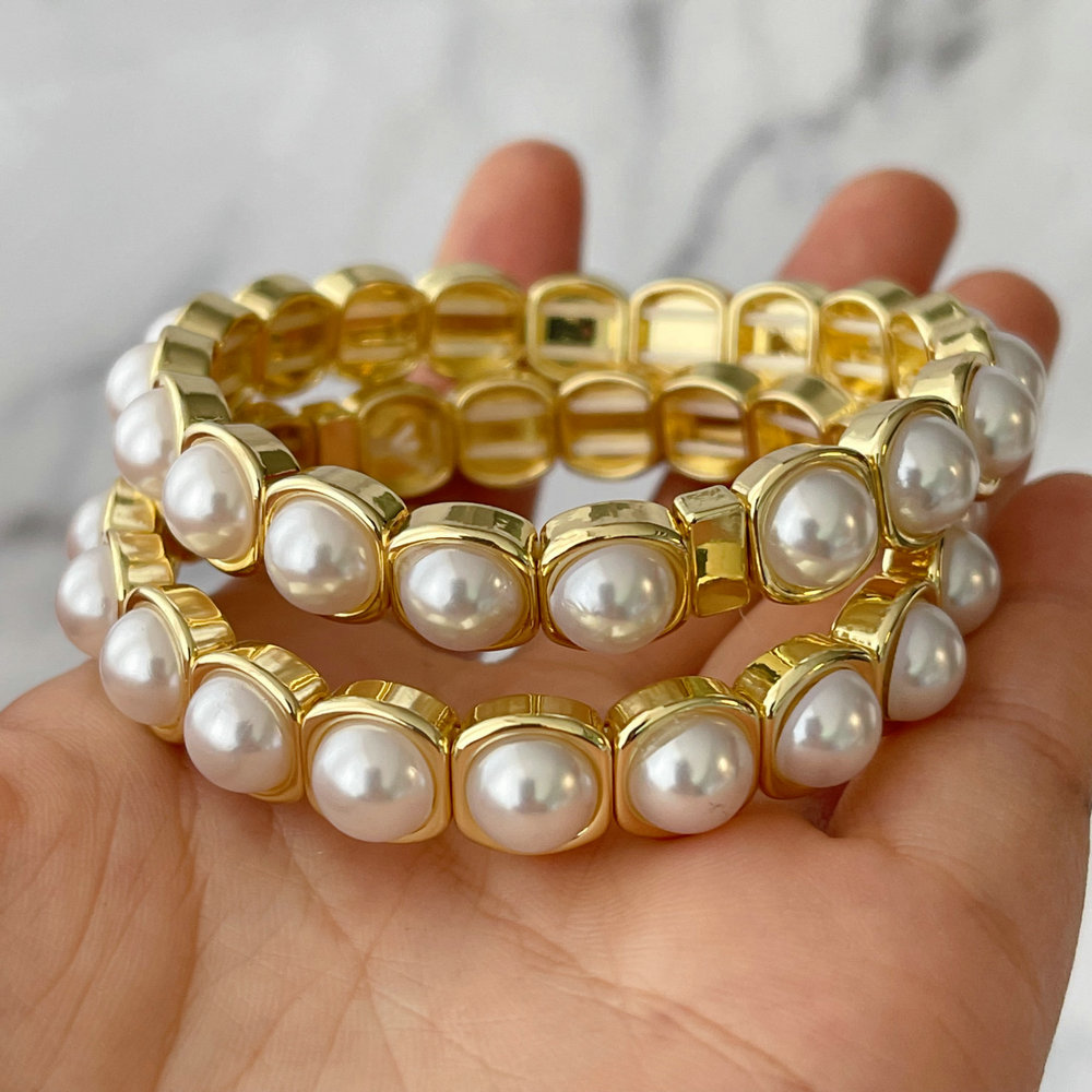 Elastic sqaure pearl bracelet