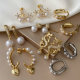 Fashion pearl earrings