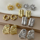 Simple fashion earrings