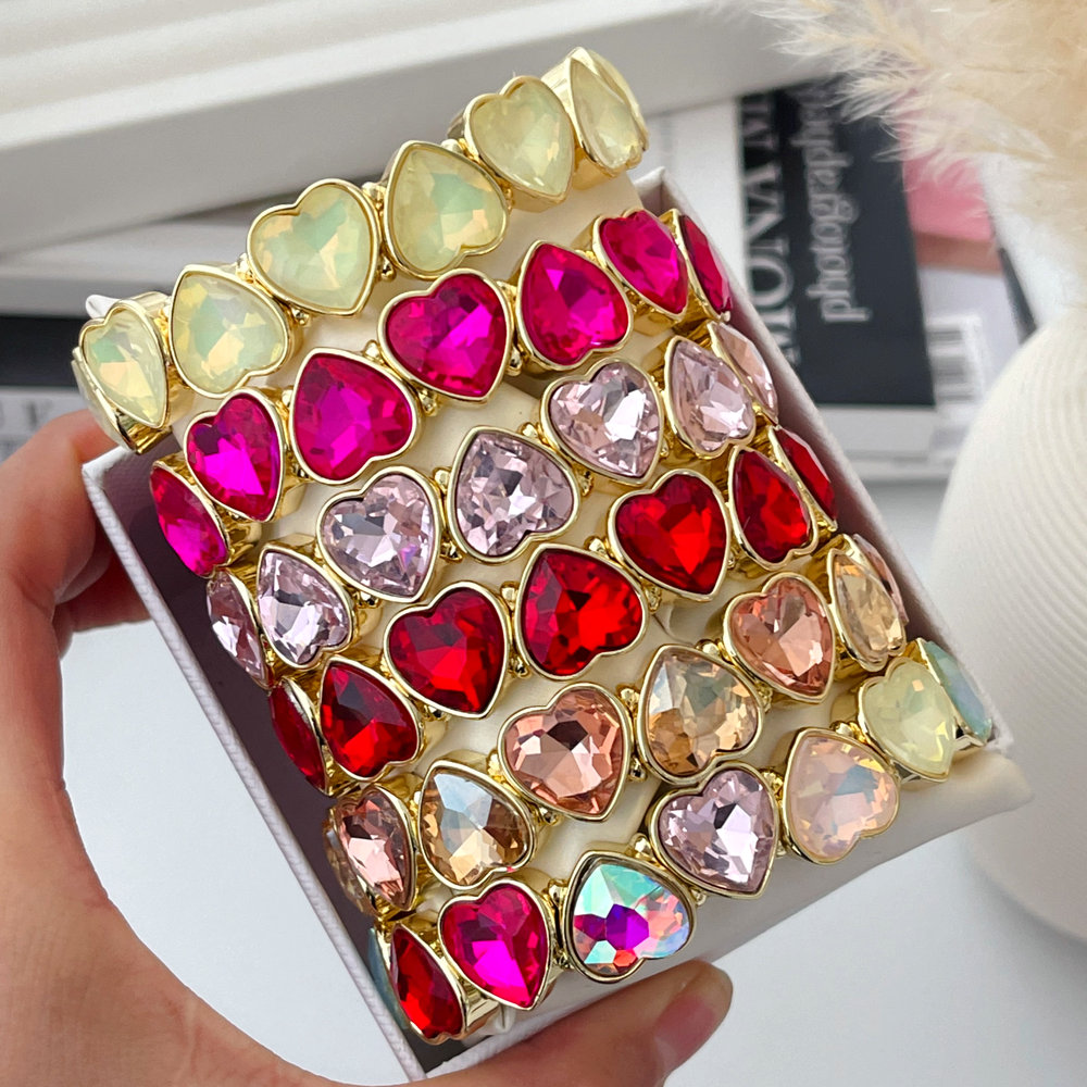 Elastic colorful heart bracelet