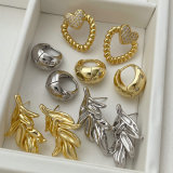 Fashion leaf heart earrings