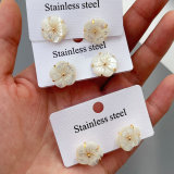 Small shell flower earrings