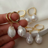Fresh water pearl earrings