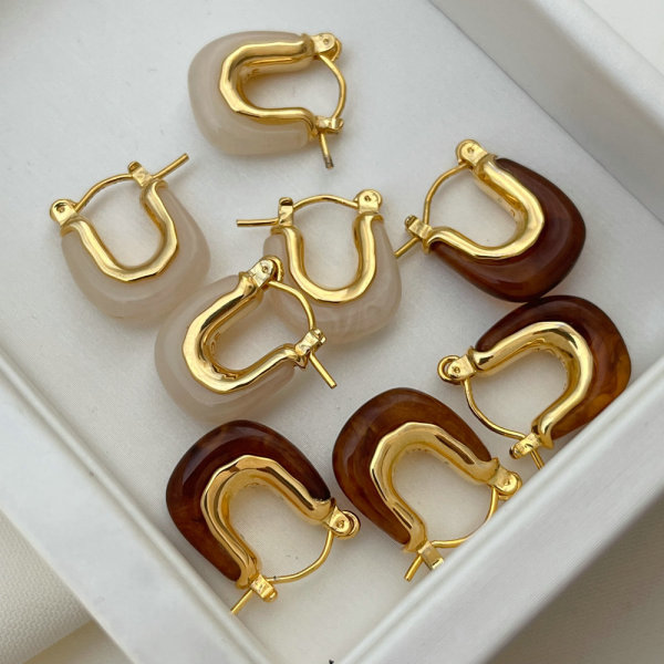 Acrylic square earrings