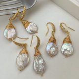 Fresh water pearl earrings