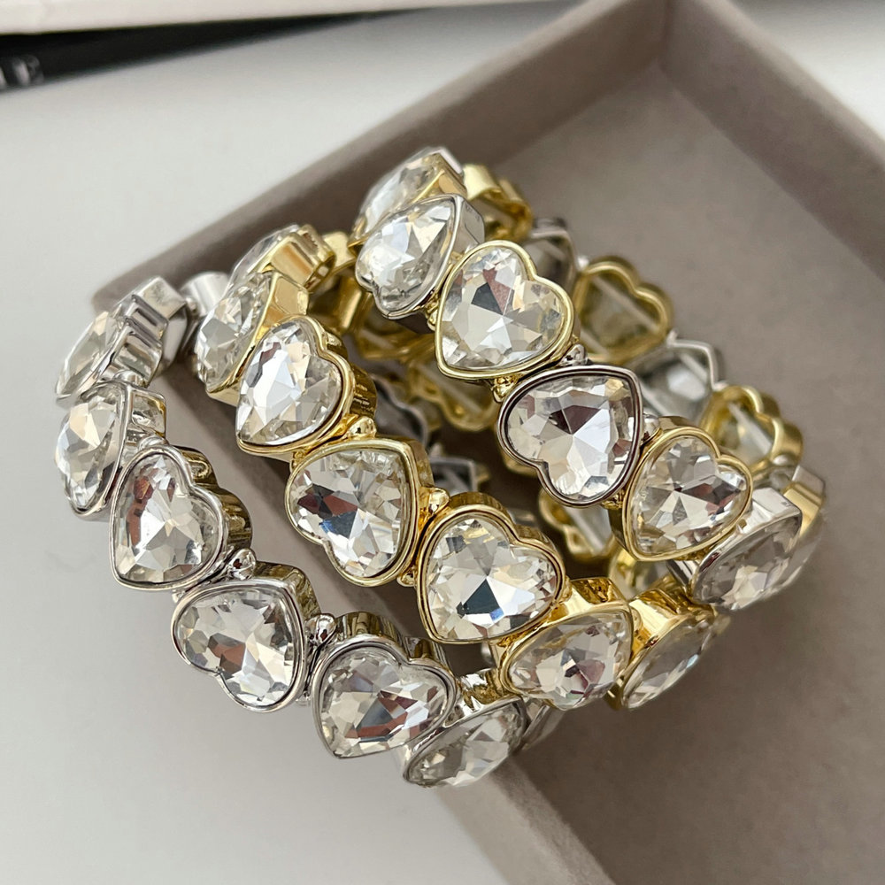 Elastic Heart charm bracelet