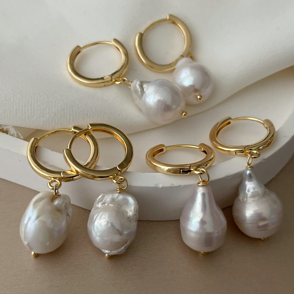 Fresh water pearl earrings