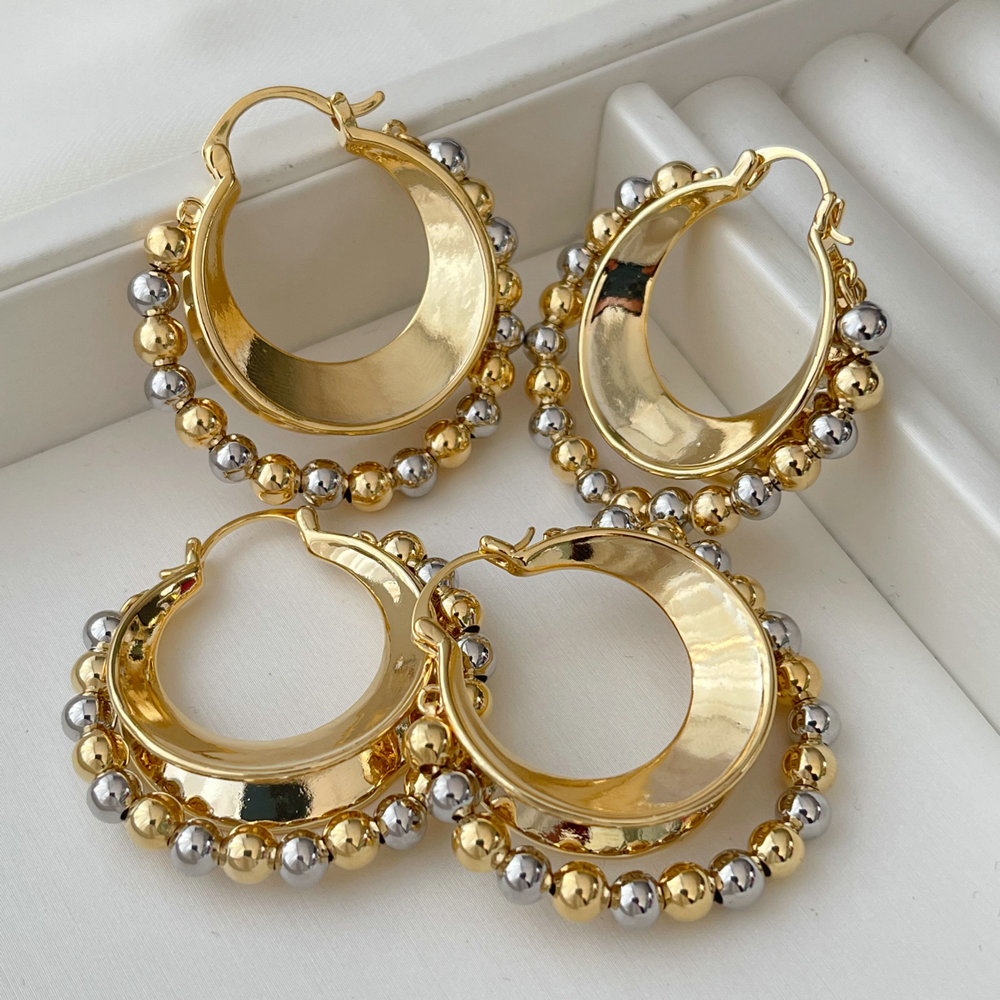 Pearl hoop
