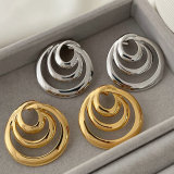 Metal circle earrings