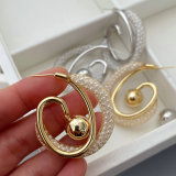 Fashion metal earrings