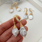 Fresh water pearl earrings