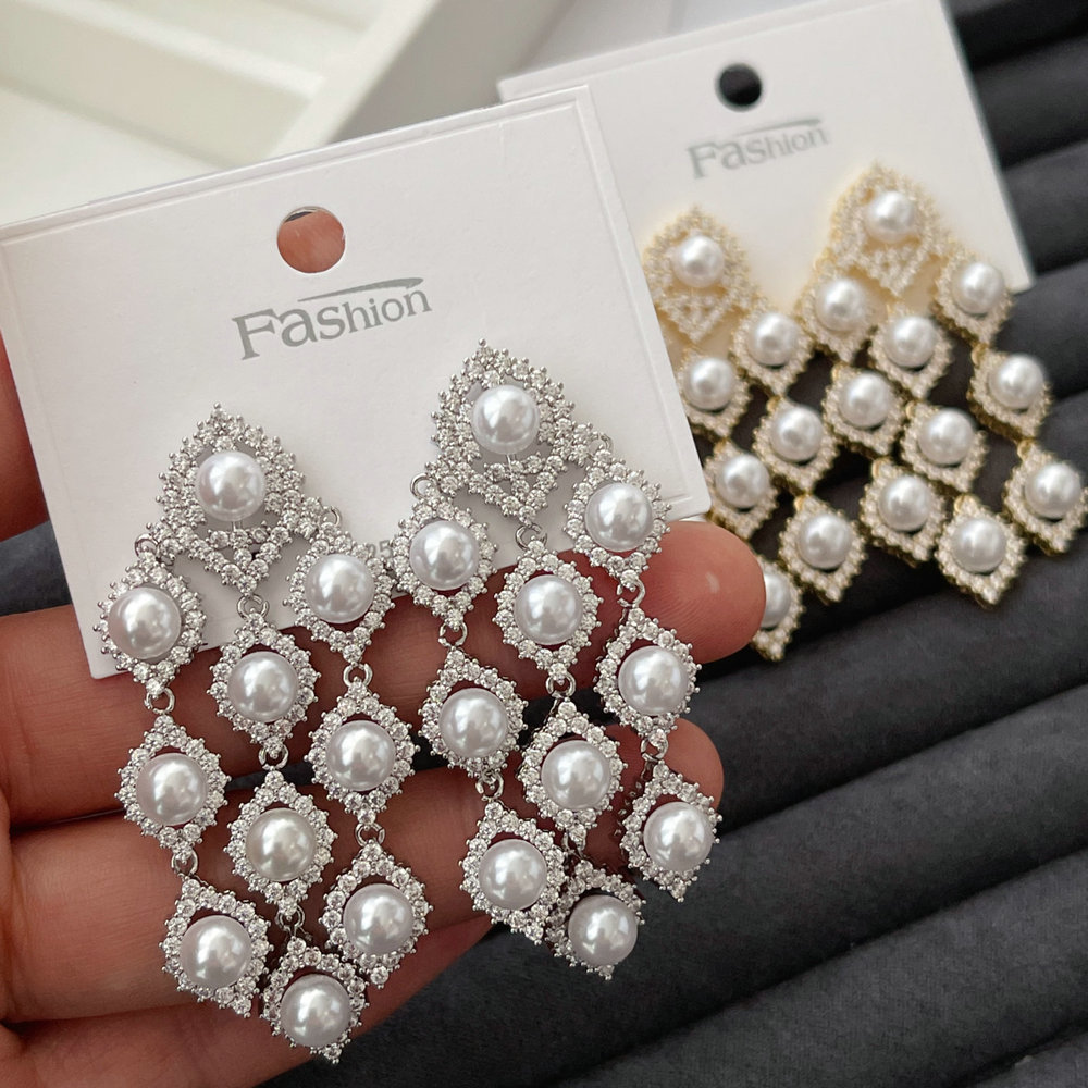 Pave zircon chunky pearl earrings