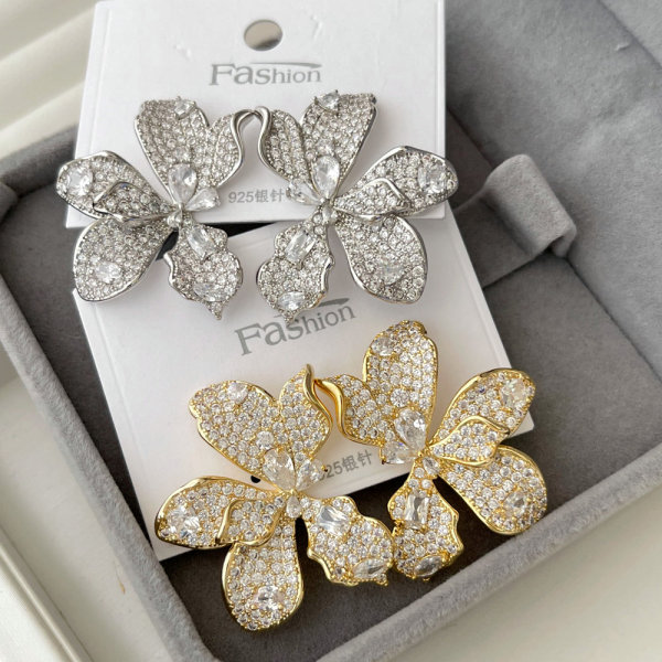 Pave zircon flower earrings