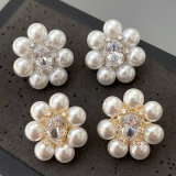 Pearl flower earrings