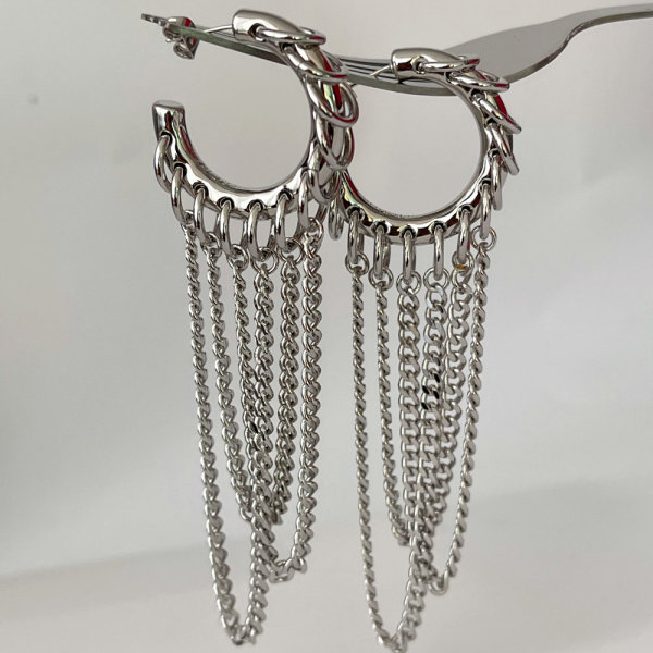 Metal circle chain earrings