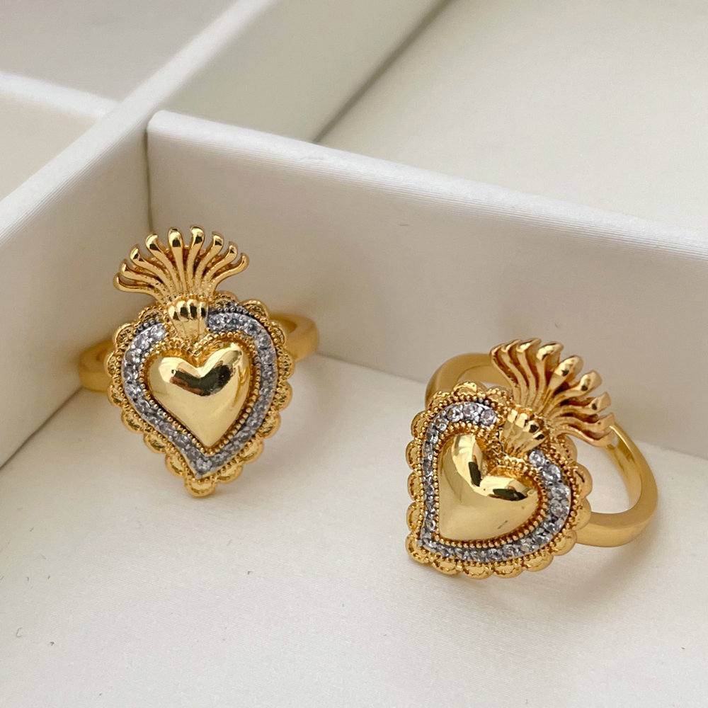 Heart ring