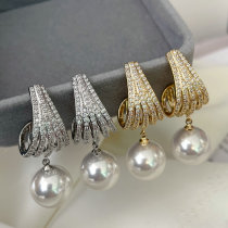 Pave zircon fan pearl earrings