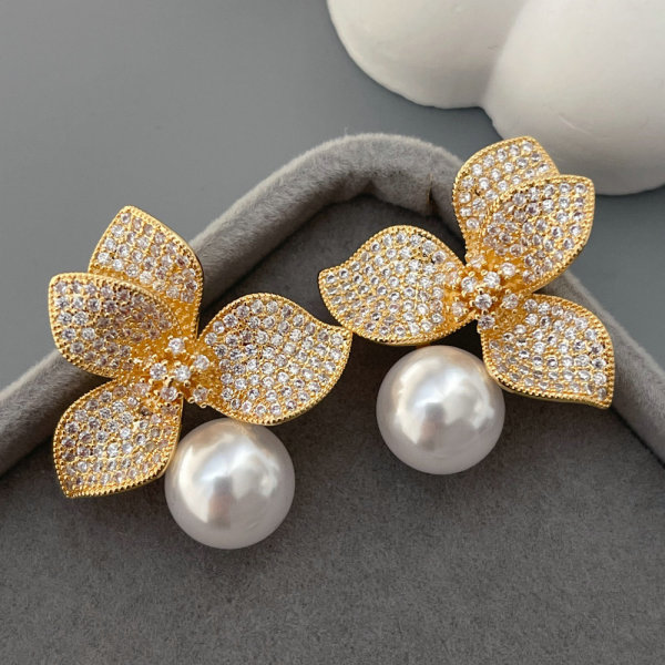 Pave zircon pearl flower earrings