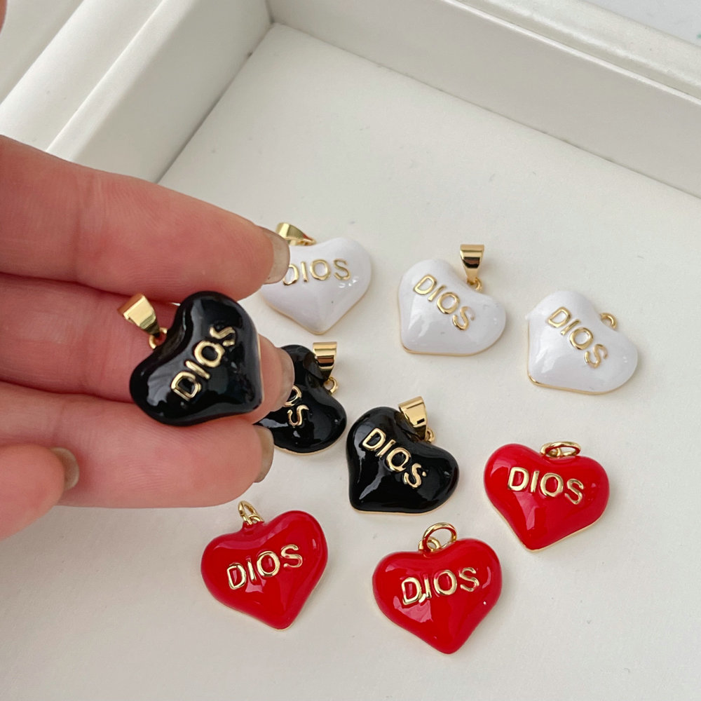 Enamel heart dios charm