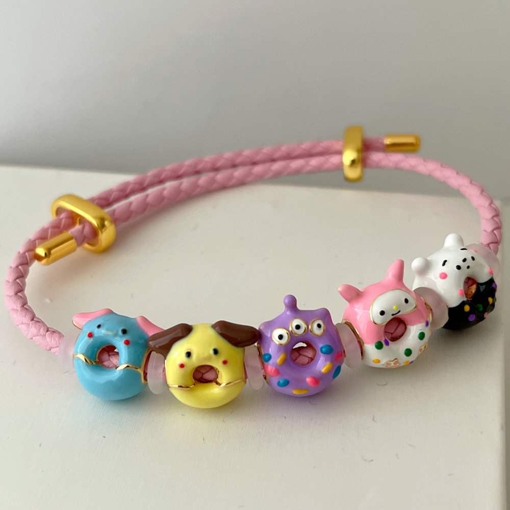 Pandora doughnut pendant bracelet
