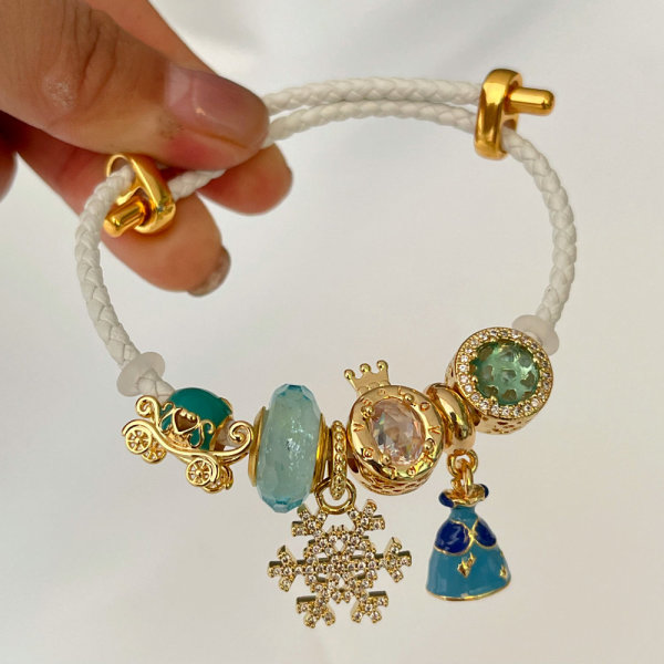 Pandora blue snow pendant bracelet