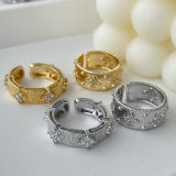Metal zircon flower ring