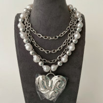 Chunky layer heart necklace