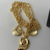 Chunky chain shell pendant necklace