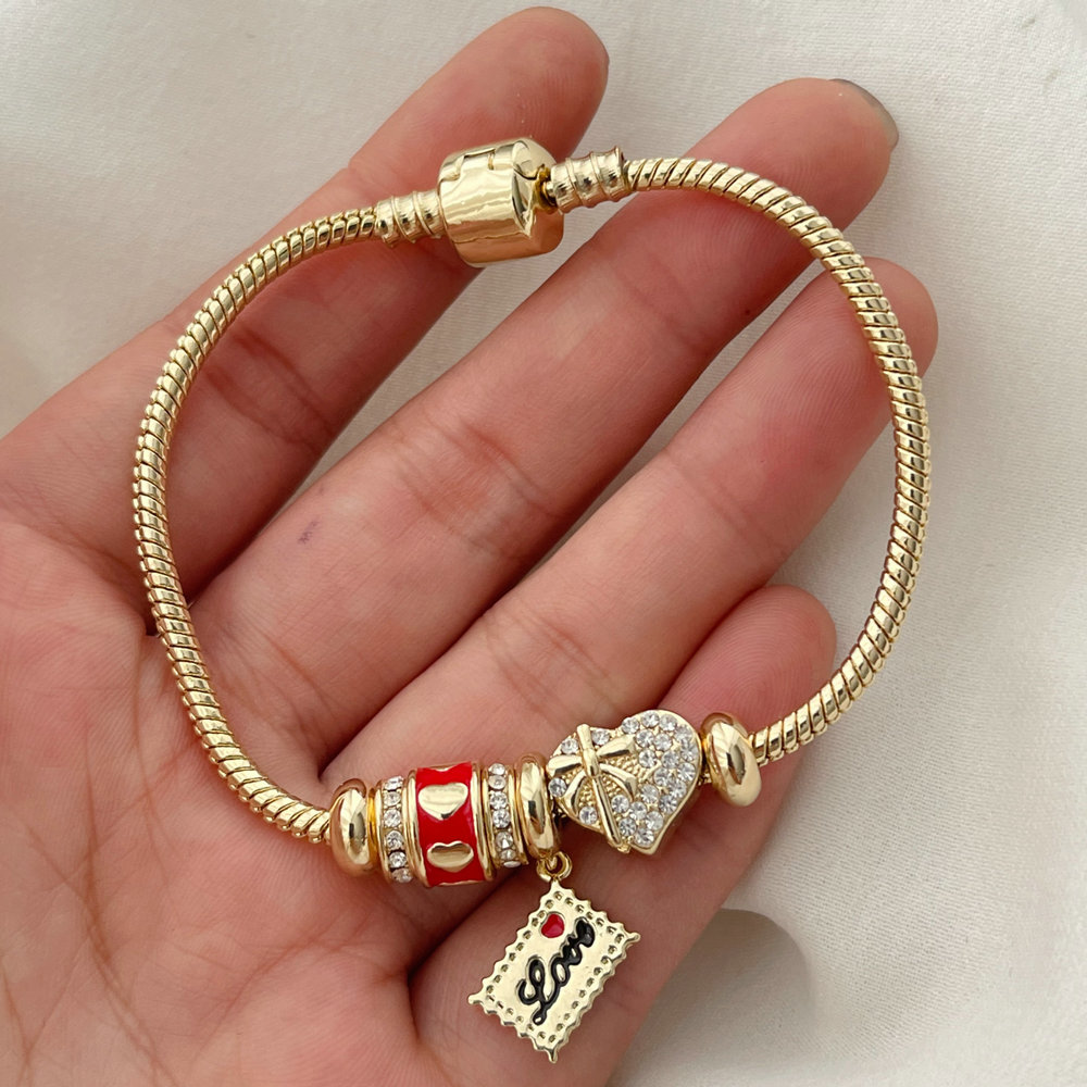 Pandora love pendant bracelet
