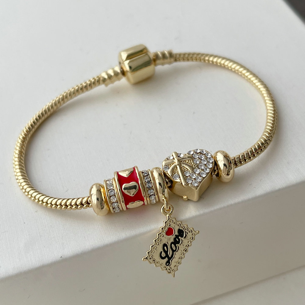 Pandora love pendant bracelet