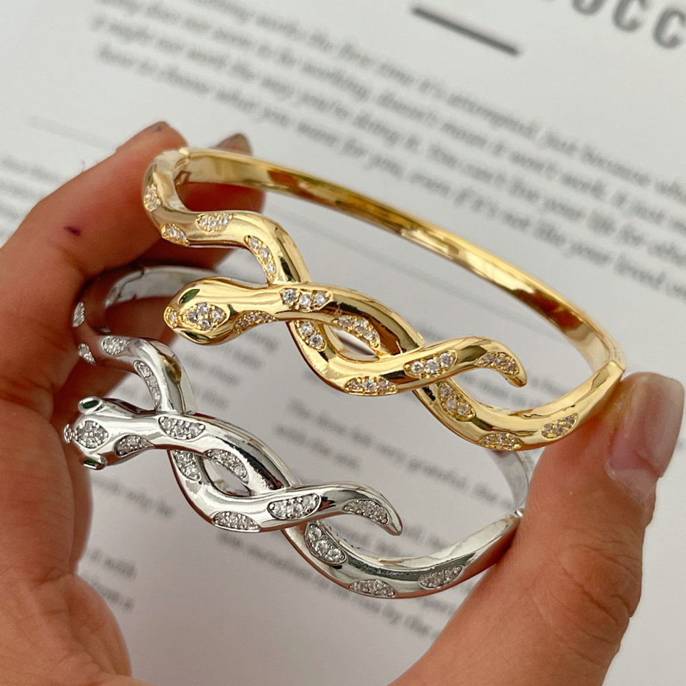Snake bangle
