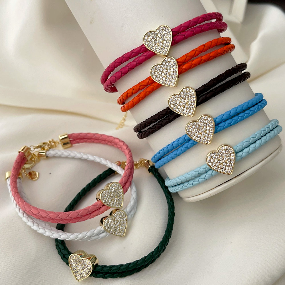 Leather heart bracelet