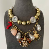 Layer bee necklace