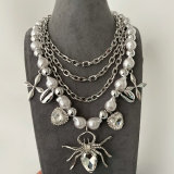 Chunky layer spider neckace