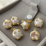 Fresh water pearl earrings