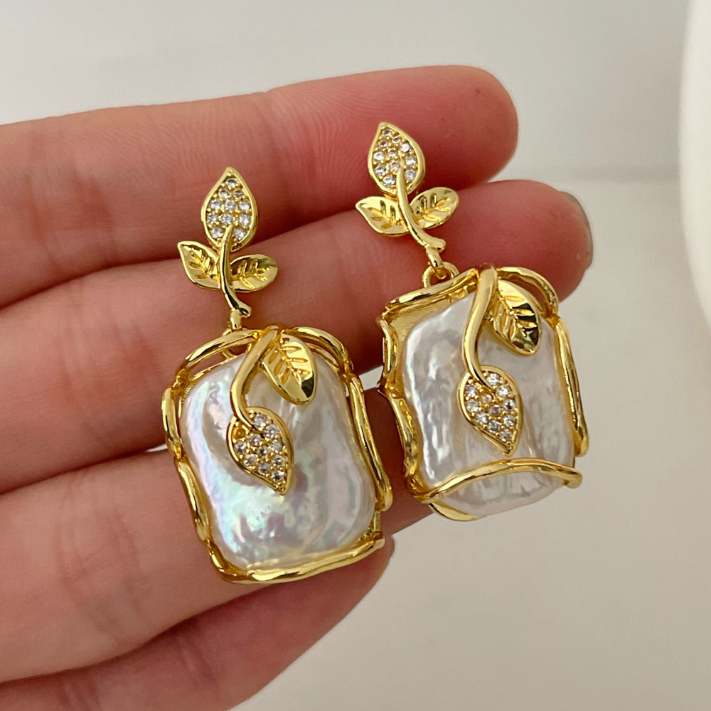 Leaf fresh water pearl earrings