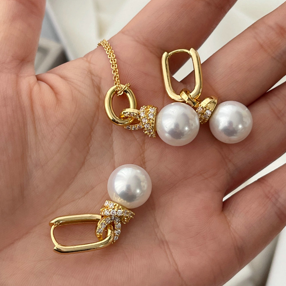 Pearl set