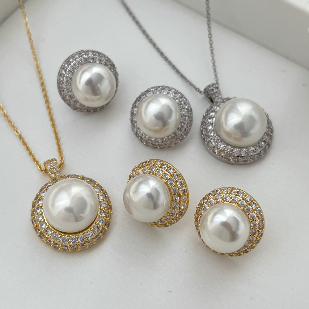 Pearl set jewelry