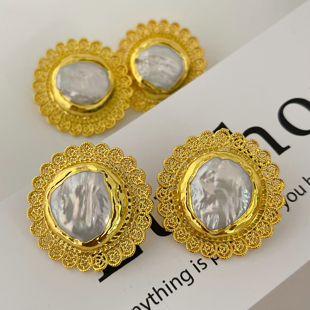 Fresh water pearl sunflower earrings
