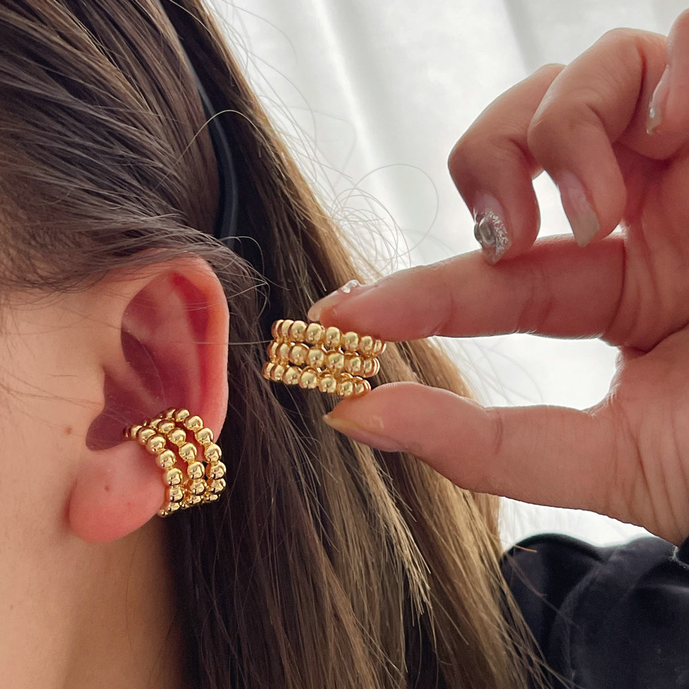 Bead ear cuff