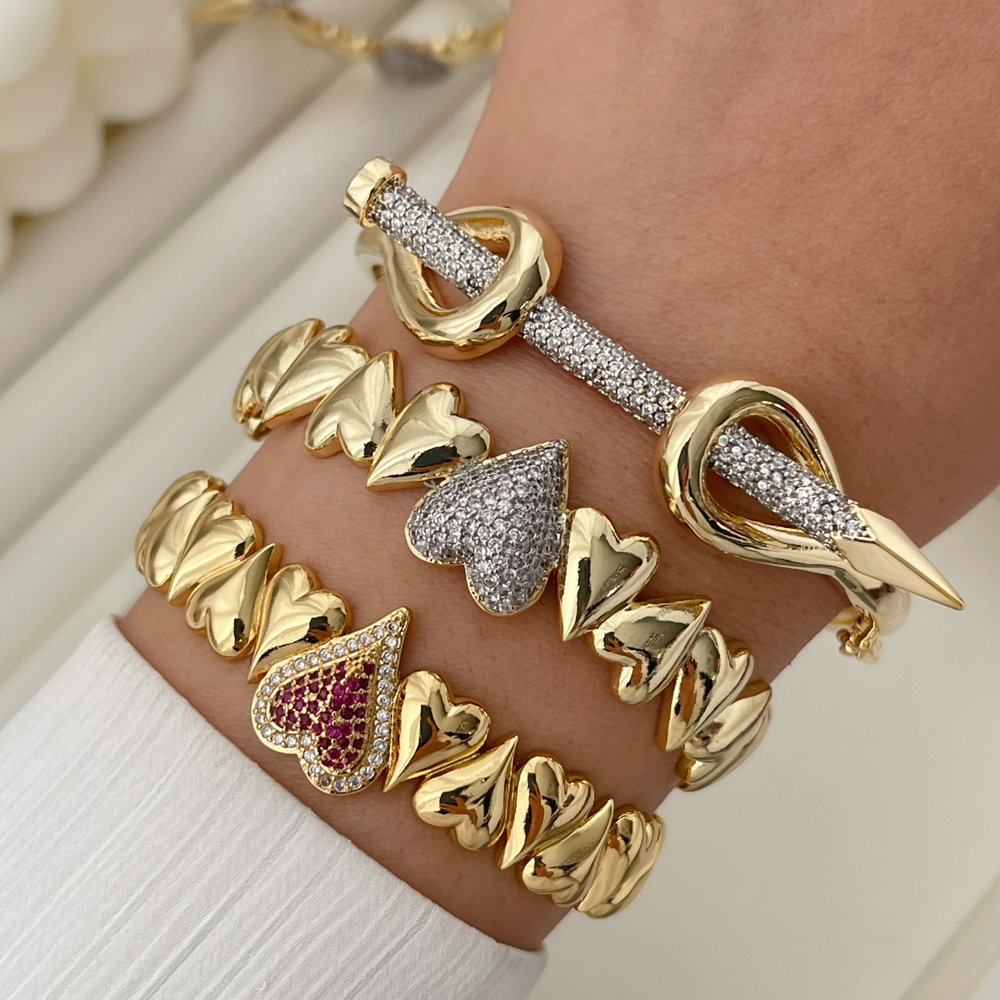 Pave heart bangle