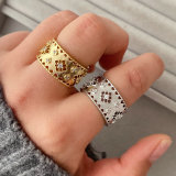 Pave clover ring