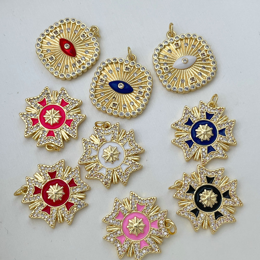 Enamel star eye charm