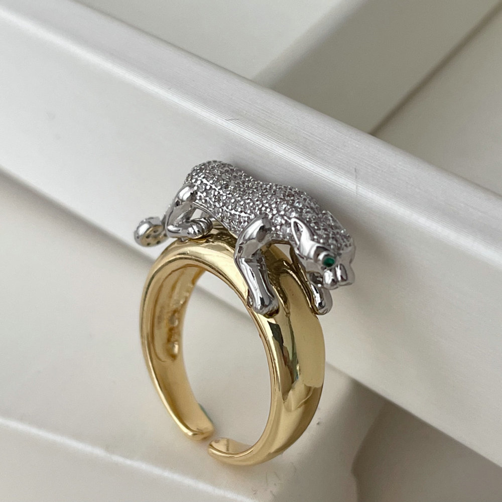 Two tone tiger ring