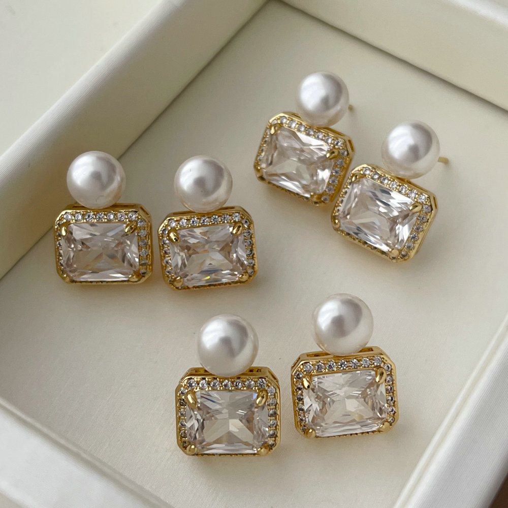 Square stone earrings