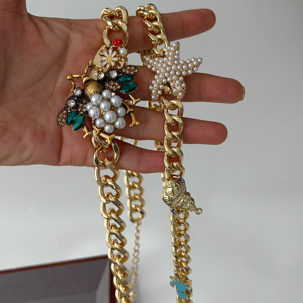 Cuban chain bee sea star necklace