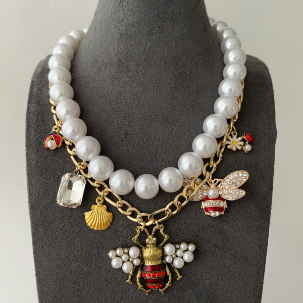 Bee charm necklace
