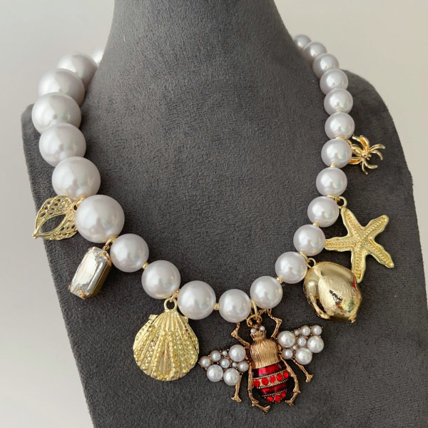 bee charm glass pearl necklace