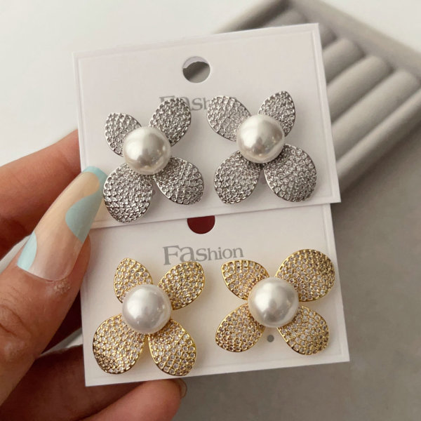 Pave zircon clover pearl earrings